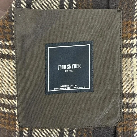Todd Snyder plaid wool jacket. Size medium.